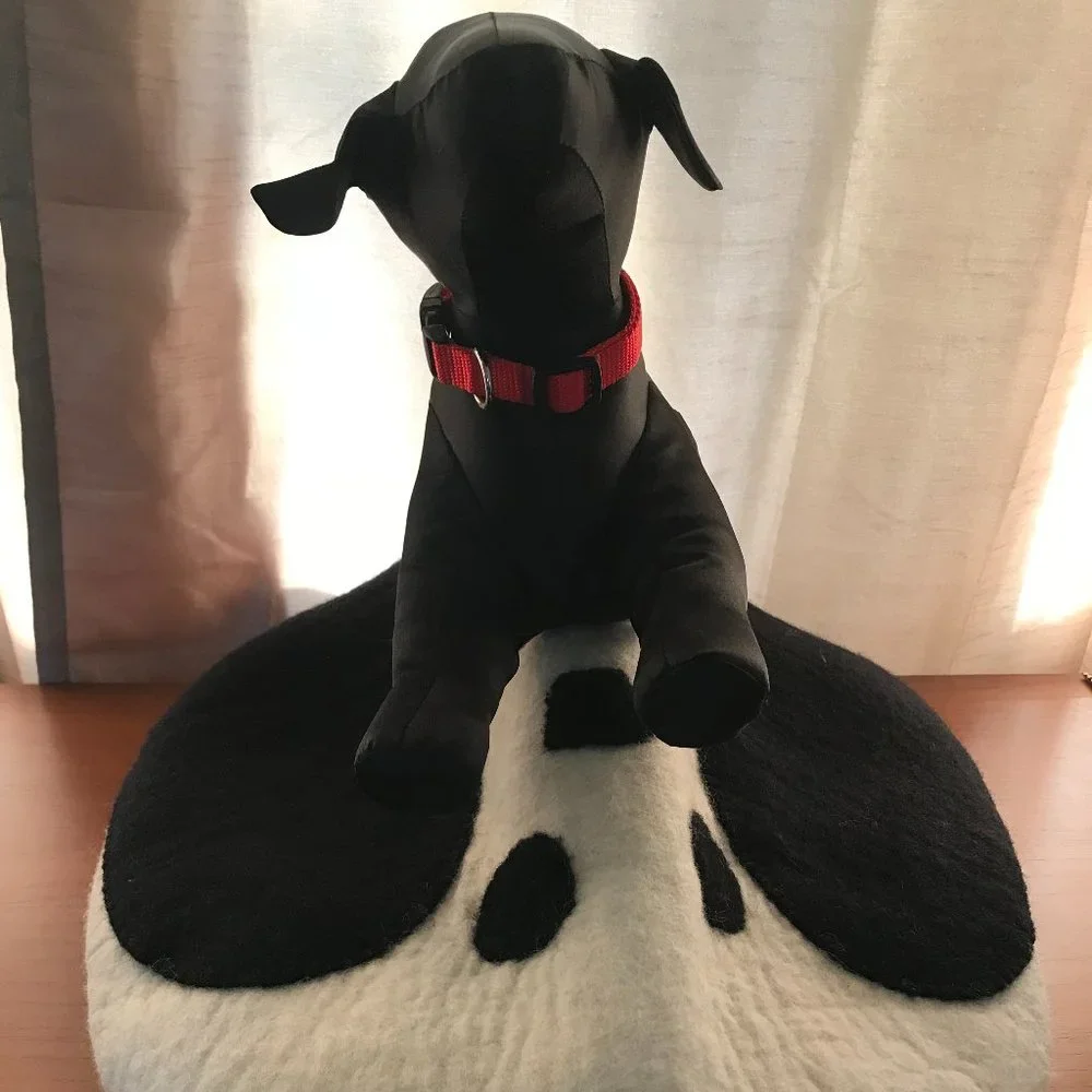 100% wool pet bed/toy nest handmade in Nepal